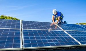 Installation et mise en production des panneaux solaires photovoltaïques à Caissargues